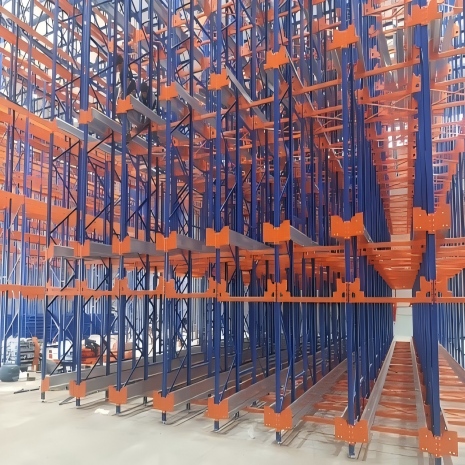 Sistema de racks para shuttles da AJ Solution, Paraguai.